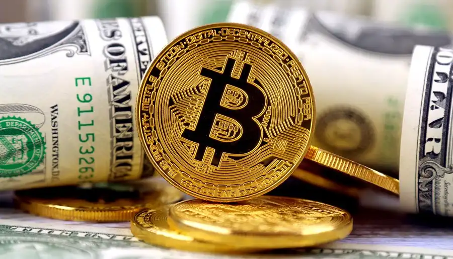 bitcoin-37 Bitcoin atinge maior valor em quase 3 anos